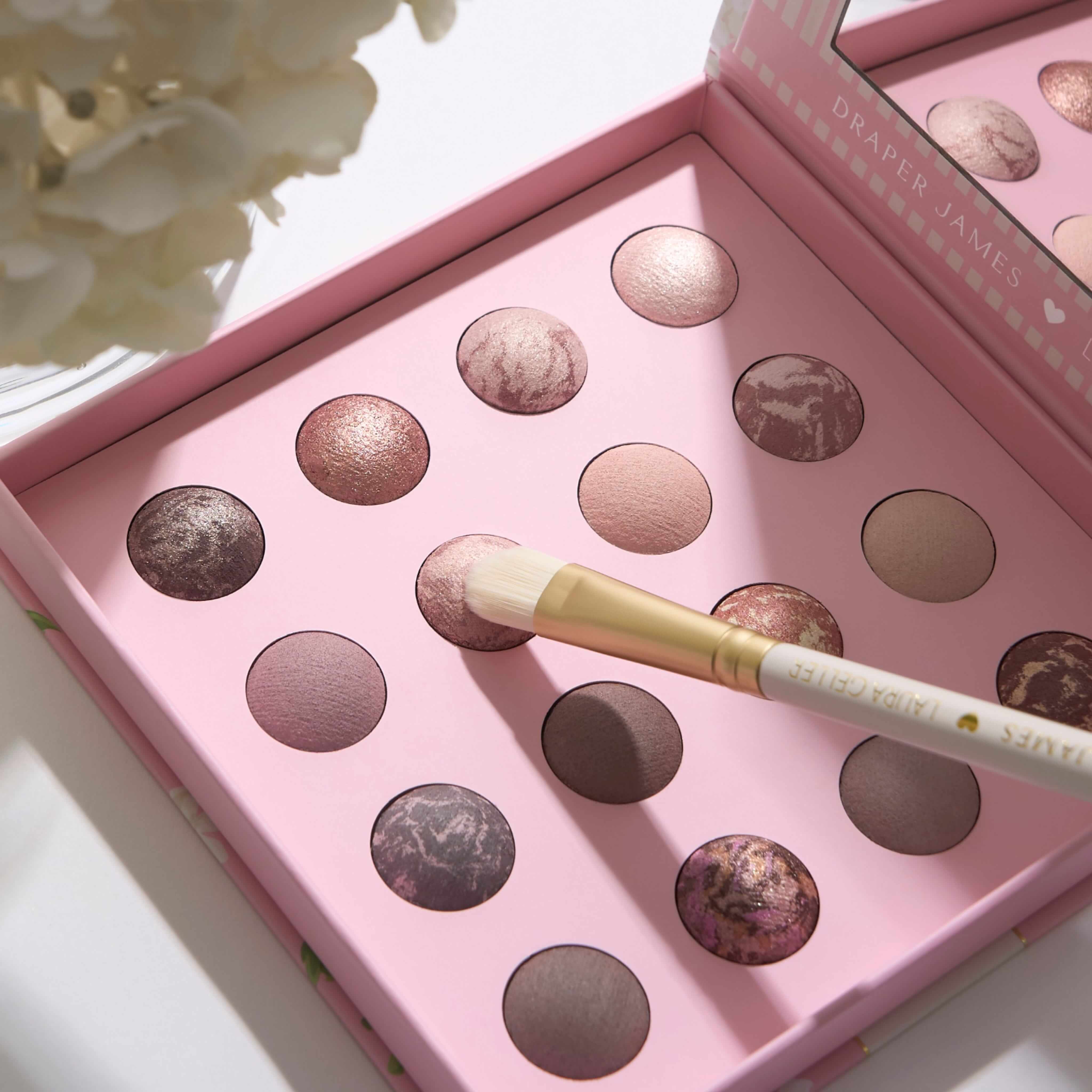 Draper James x Laura Geller Marble-ous Eyes Palette & Brush Set (2PC) - Image 8